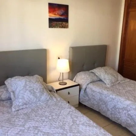 Centrally Located Rupert 3 Bedrooms Private Pool Close To Amenities Puerto Del Carmen *